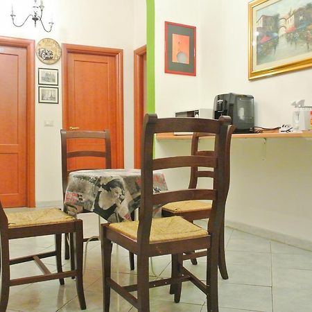 Guest House Hellokitty Roma Eksteriør bilde