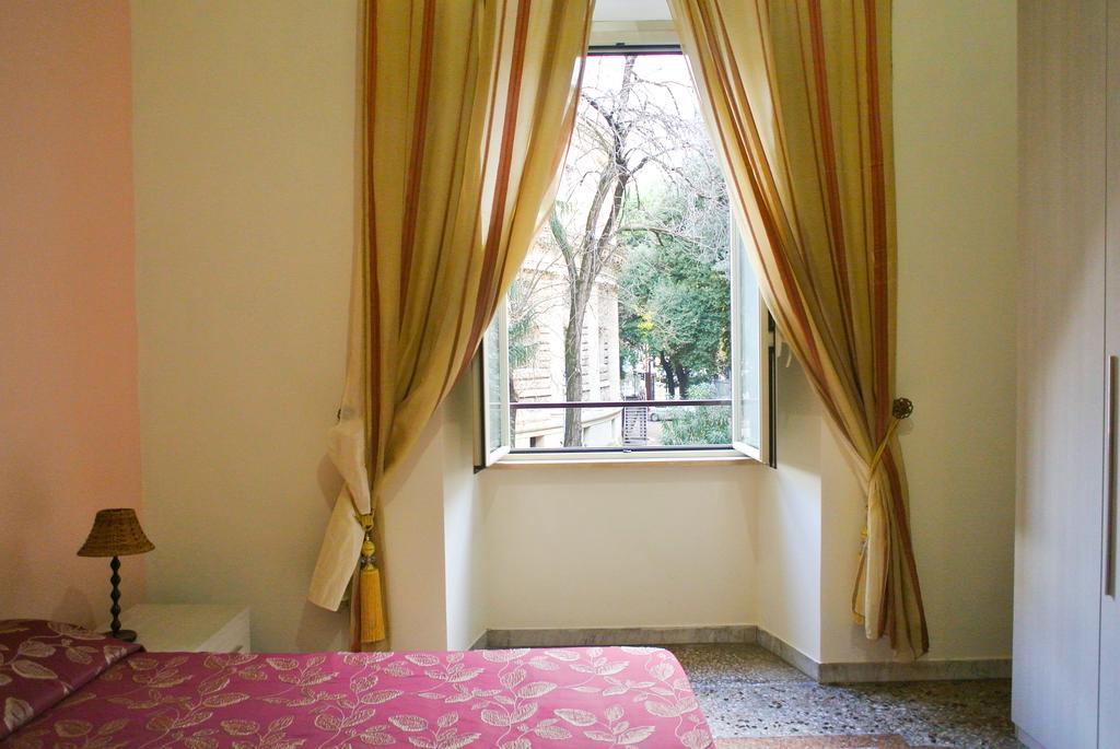 Guest House Hellokitty Roma Rom bilde