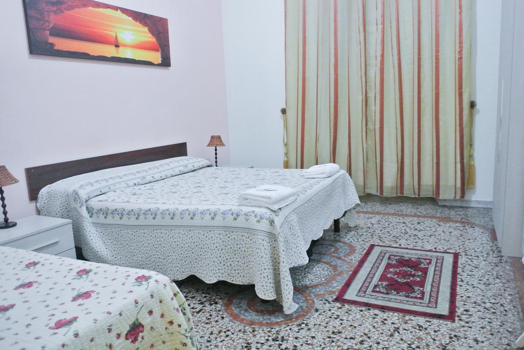 Guest House Hellokitty Roma Rom bilde