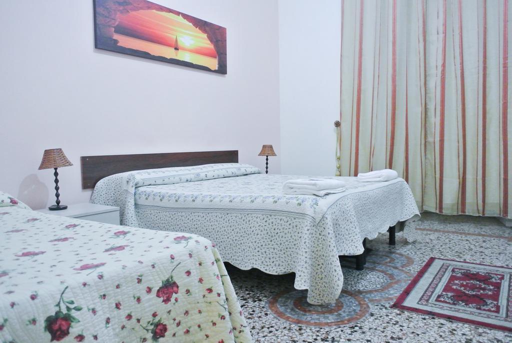Guest House Hellokitty Roma Rom bilde