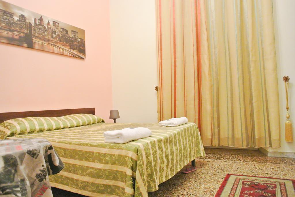 Guest House Hellokitty Roma Eksteriør bilde